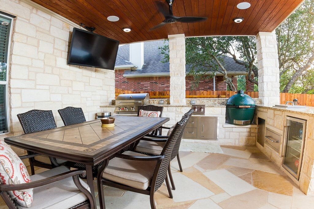 Bring the Party Outside with an Outdoor Entertainment System